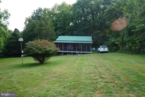 507 Puffenbarger Ln, Brandywine, WV 26802