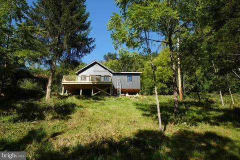 789 Upper South Branch Rd, Franklin, WV 26807
