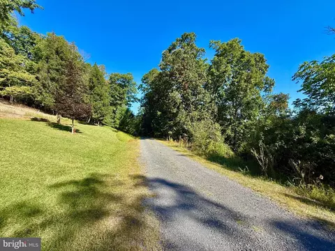 164 Eldon Hts, Franklin, WV 26807 photo 2