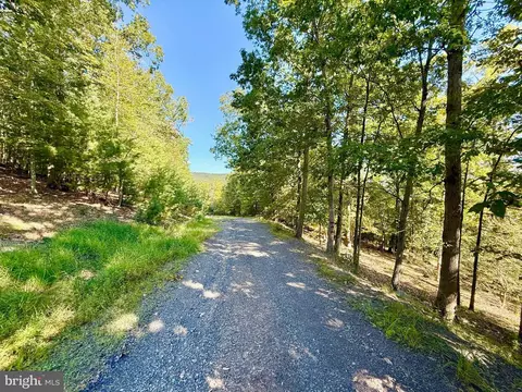 164 Eldon Hts, Franklin, WV 26807 photo 3