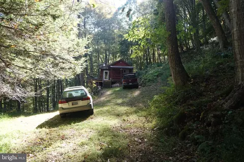 Exterior - 1453 Dry Run Rd, Franklin, WV 26807 photo 8 of 10