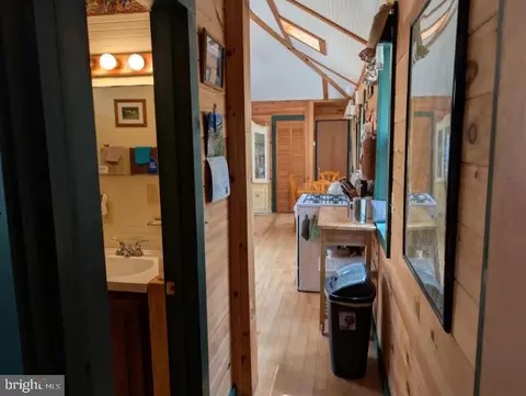 Entry Way - 1453 Dry Run Rd, Franklin, WV 26807 photo 1 of 3