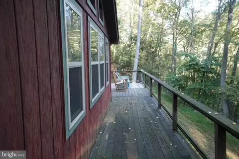 Exterior - 1453 Dry Run Rd, Franklin, WV 26807 photo 4 of 10
