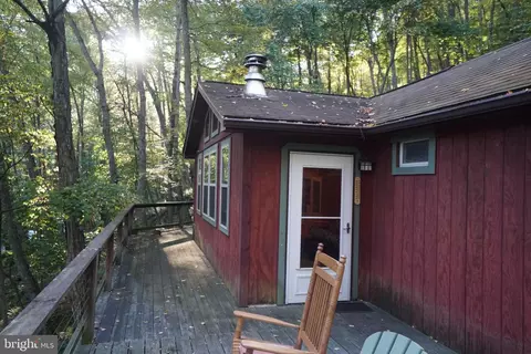 Exterior - 1453 Dry Run Rd, Franklin, WV 26807 photo 3 of 10