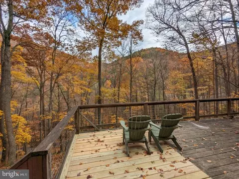 Exterior - 1453 Dry Run Rd, Franklin, WV 26807 photo 1 of 10