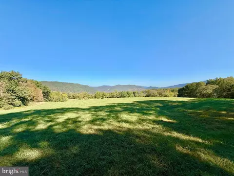 3176 Germany Valley Rd, Seneca Rocks, WV 26884