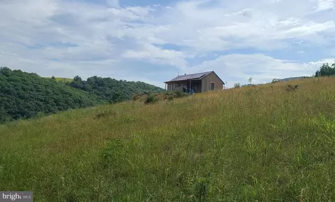 534 Strauter Rd, Franklin, WV 26807