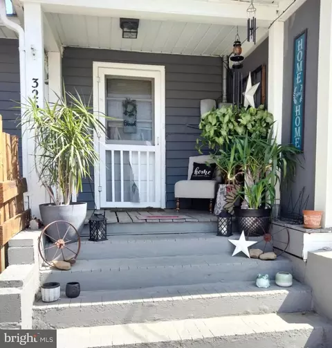 326 Locust St, Franklin, WV 26807