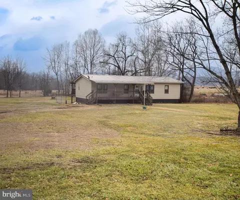11088 Petersburg Pike, Upper Tract, WV 26866