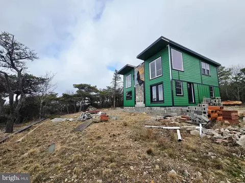 148 Pond Rd, Franklin, WV 26807