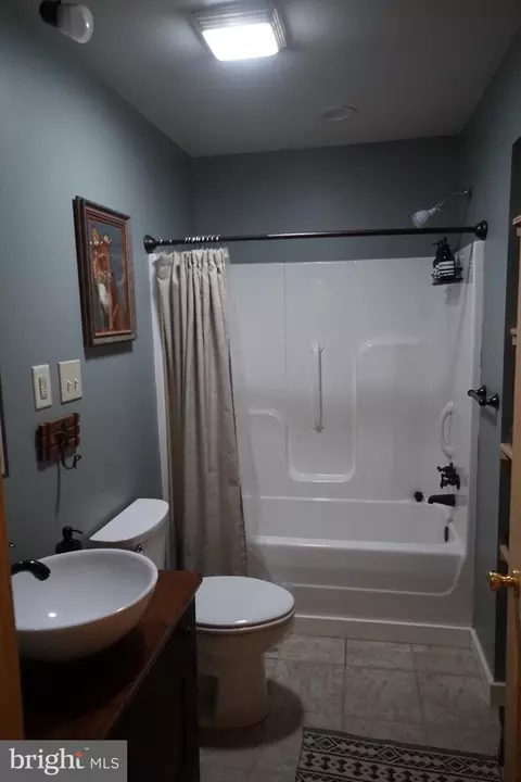 Bath - 150 Sharp Ridge Ln, Franklin, WV 26807 photo 1 of 2
