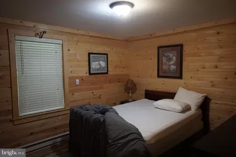 Bedroom - 150 Sharp Ridge Ln, Franklin, WV 26807 photo 1 of 5