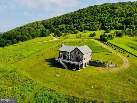 34 Meadows Rd E, Dryfork, WV 26263 photo 2