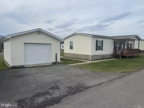 40 Yankee Ln, Beverly, WV 26253