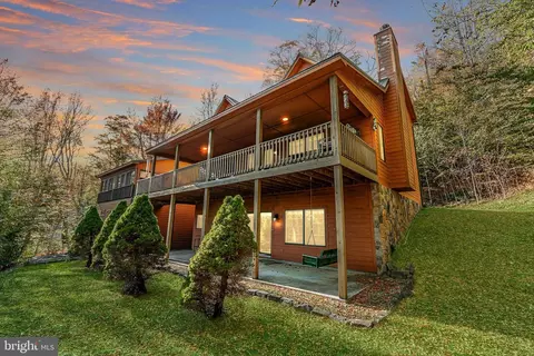 623 Northpoint Way, Davis, WV 26260