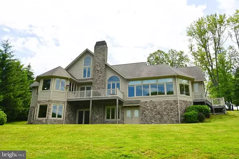 344 Mallow Lake Dr, Davis, WV 26260