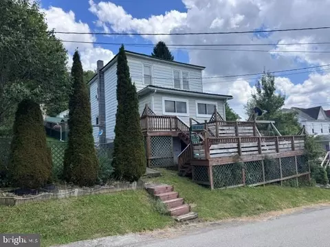 138 Brown St, Thomas, WV 26292