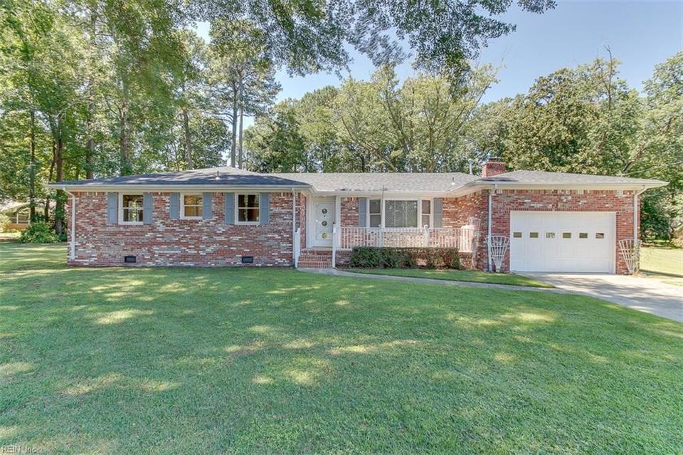 348 Willard Dr, Chesapeake, VA 23322 32 Photos MLS 10142191 Movoto