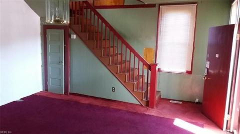 214 Pinner St E, Suffolk, VA 23434 photo 5