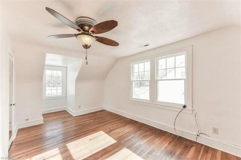 327 Algonquin Rd, Hampton, VA 23661 photo 20