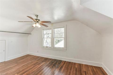 327 Algonquin Rd, Hampton, VA 23661 photo 22