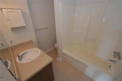 235 Loch Cir, Hampton, VA 23669 photo 19