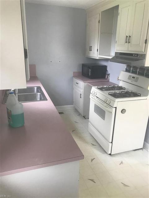 619 Lee St, Hampton, VA 23669 photo 2