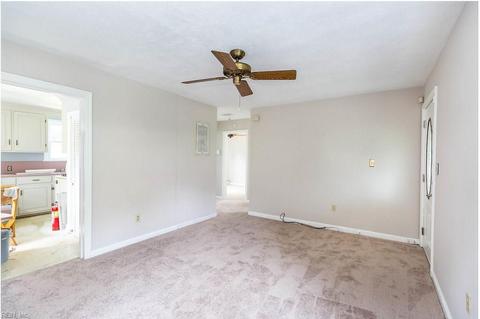 619 Lee St, Hampton, VA 23669 photo 4