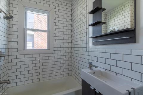 717 E Mercury Blvd, Hampton, VA 23663 photo 4