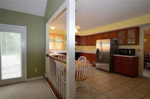 2 Tabatha Cir, Hampton, VA 23666 photo 13