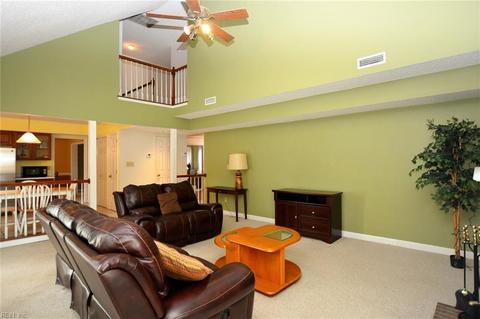 2 Tabatha Cir, Hampton, VA 23666 photo 12