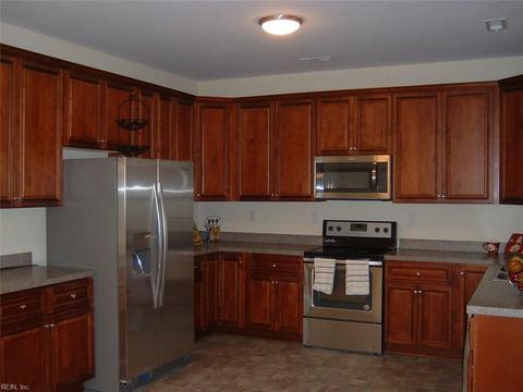 722 Grayson St, Norfolk, VA 23523 photo 4