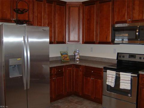 722 Grayson St, Norfolk, VA 23523 photo 2
