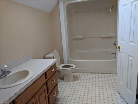 122 Springfield Ter, Suffolk, VA 23434 photo 19
