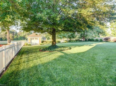 3925 Colony Pointe Dr, Chesapeake, VA 23321 photo 4