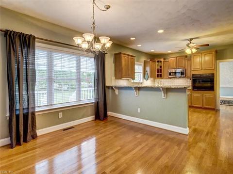 3925 Colony Pointe Dr, Chesapeake, VA 23321 photo 10