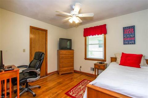 5914 Appleton Dr, Norfolk, VA 23502 photo 5