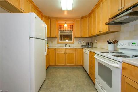 5914 Appleton Dr, Norfolk, VA 23502 photo 8