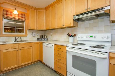 5914 Appleton Dr, Norfolk, VA 23502 photo 3