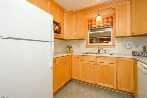 5914 Appleton Dr, Norfolk, VA 23502 photo 9