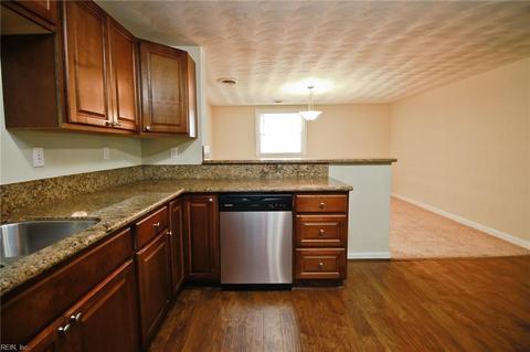 1207 Hale Dr, Hampton, VA 23663 photo 5