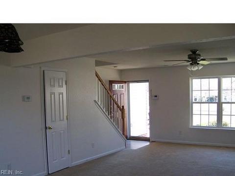70 Scotland Rd, Hampton, VA 23663 photo 3