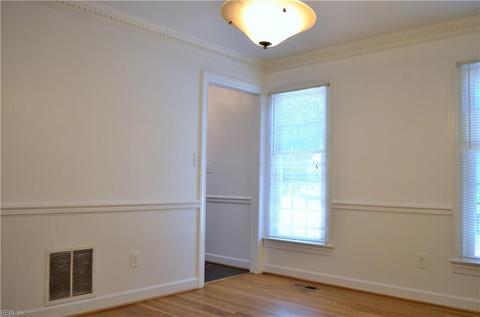1 Kanawha Ct, Hampton, VA 23669 photo 7