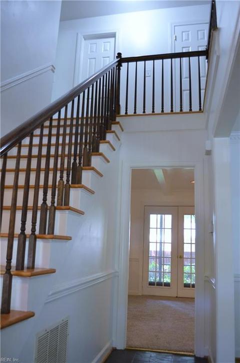 1 Kanawha Ct, Hampton, VA 23669 photo 5