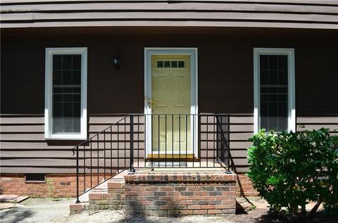 1 Kanawha Ct, Hampton, VA 23669 photo 4
