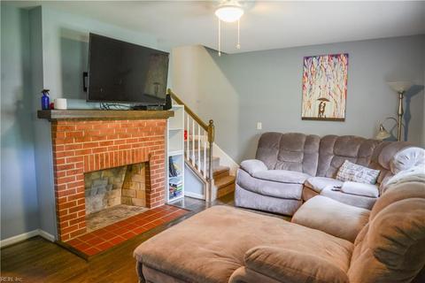 490 Whealton Rd, Hampton, VA 23666 photo 3