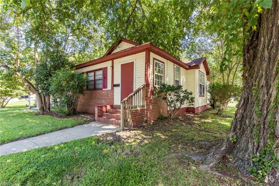 3300 Kansas Ave, Norfolk, VA 23513 32 Photos MLS 10212154 Movoto