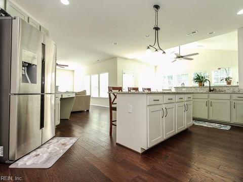 132 Wisdom Path, Chesapeake, VA 23322 photo 9
