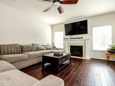132 Wisdom Path, Chesapeake, VA 23322 photo 4