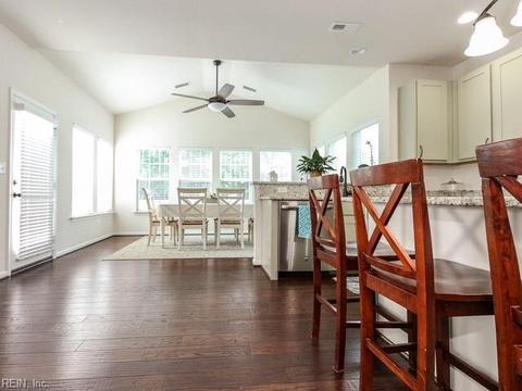 132 Wisdom Path, Chesapeake, VA 23322 photo 5